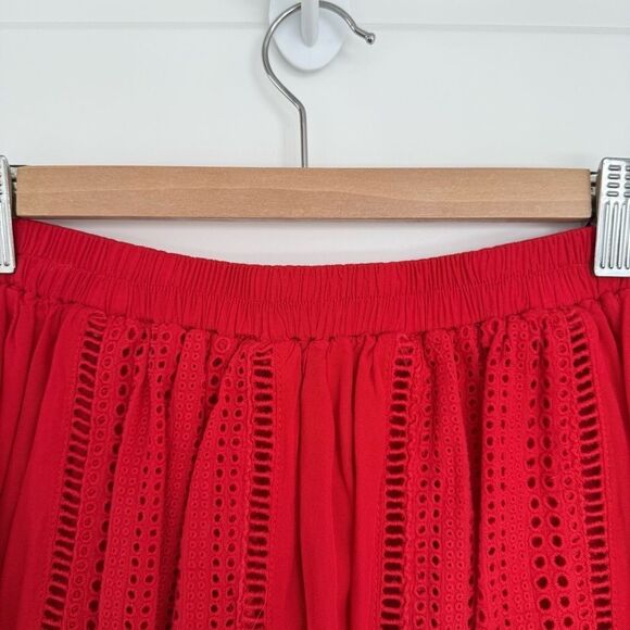 SOLITAIRE | Red Pleated Skirt with Eyelet cut out - Picture 4 of 8